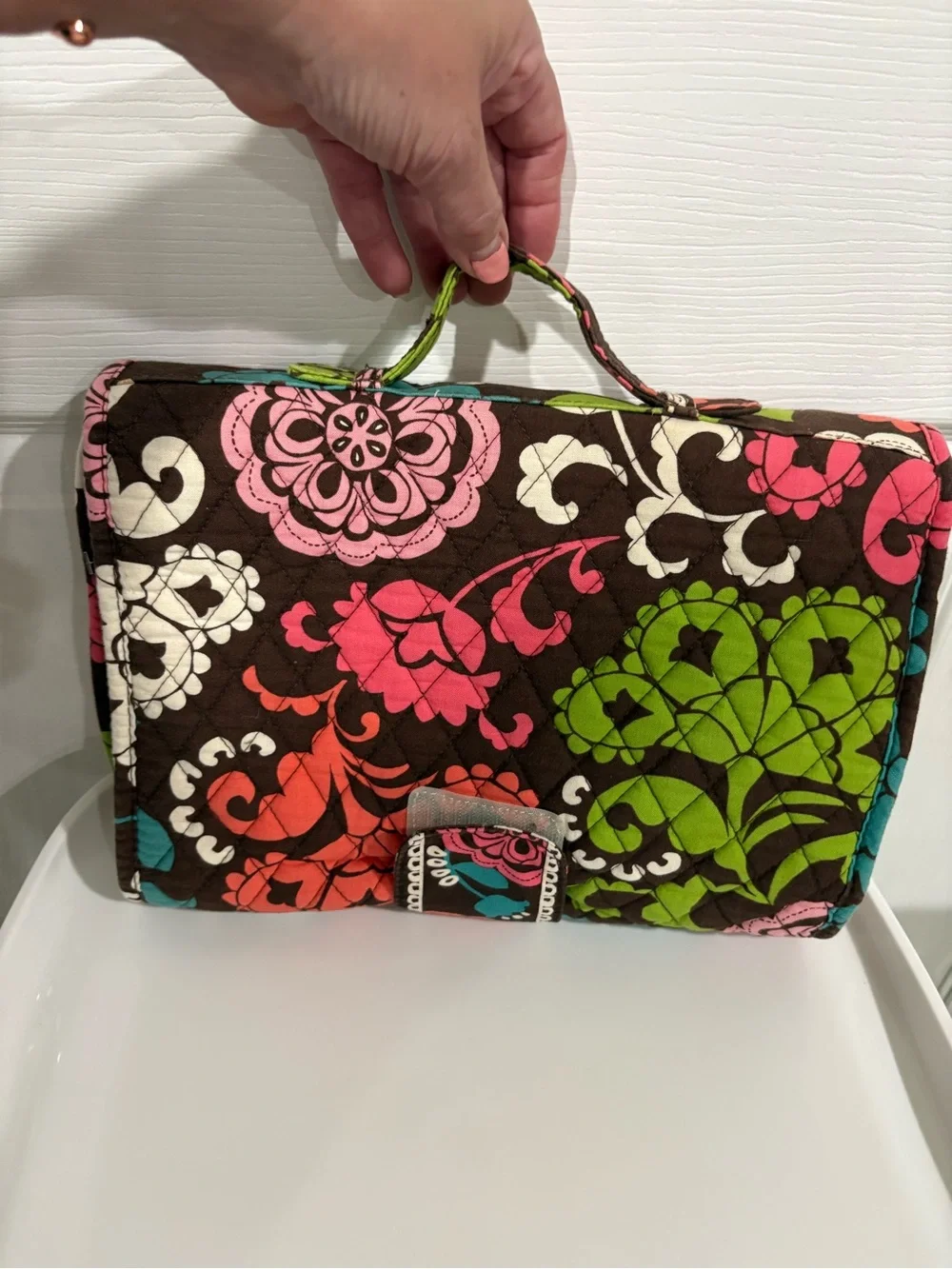 Vera Bradley Changing Pad Clutch, Lola pattern